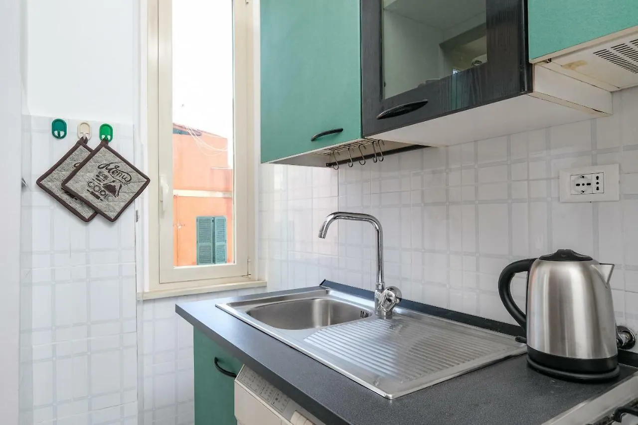 Centocelle, New Enjoyable Apartment Roma 0*,