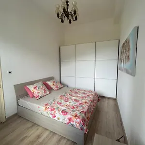 https://apartment-mariuccia-in-seborga.hotelitalianriviera.com