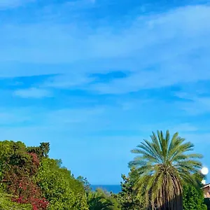 https://apt-little-rose.taorminaitalyhotels.com